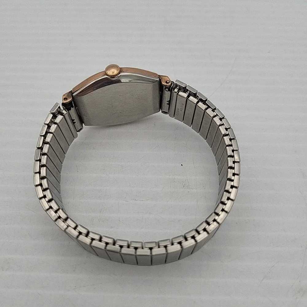 Benrus‎ Watch Silver Flex Band